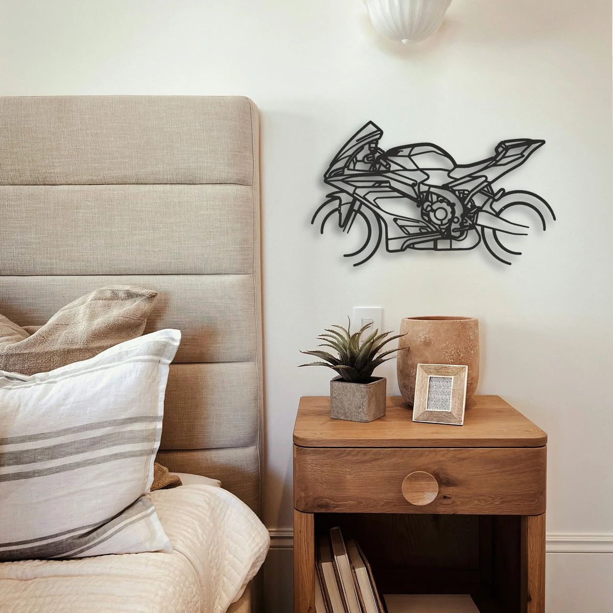 2025 Yamaha YZF R9 Classic Motorcycle Silhouette Metal Wall Art - Tinvibe