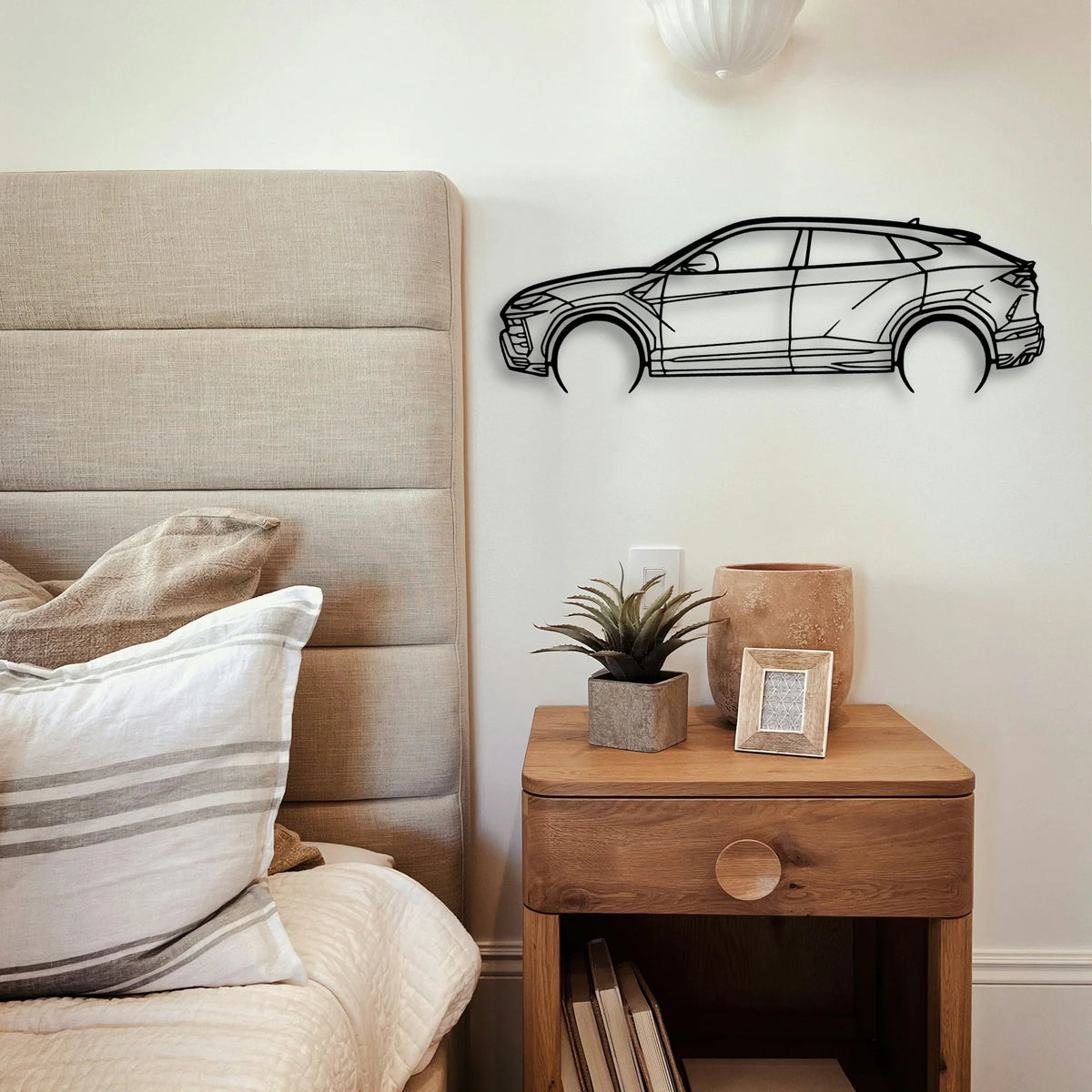 Urus 2 Classic Silhouette Metal Wall Art - Tinvibe